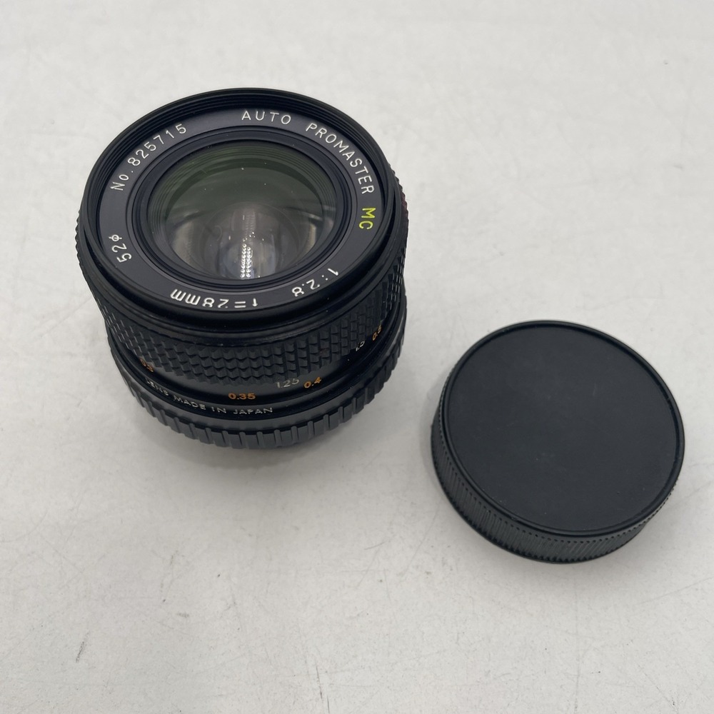 MC AUTO PROMASTER No 825715 . 28mm f=1:2.8 Lens Canon AE 1 Caps & Case